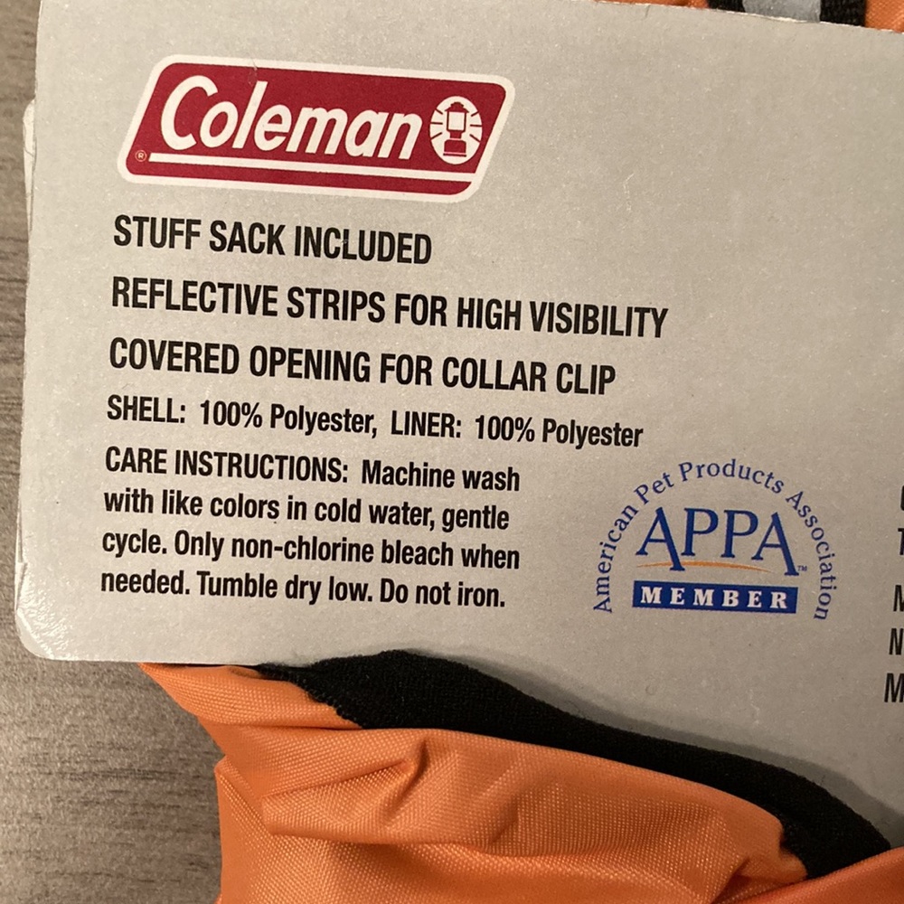 NWT Coleman Raincoat. Size S. - Picture 4 of 6